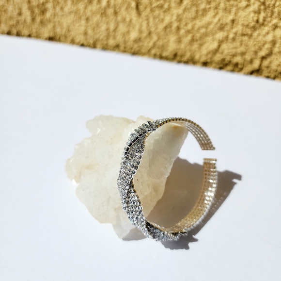 Women's Clear Rhinestones Braided Link Silver Open Wrist Cuff Bracelet - Picture 3 of 6